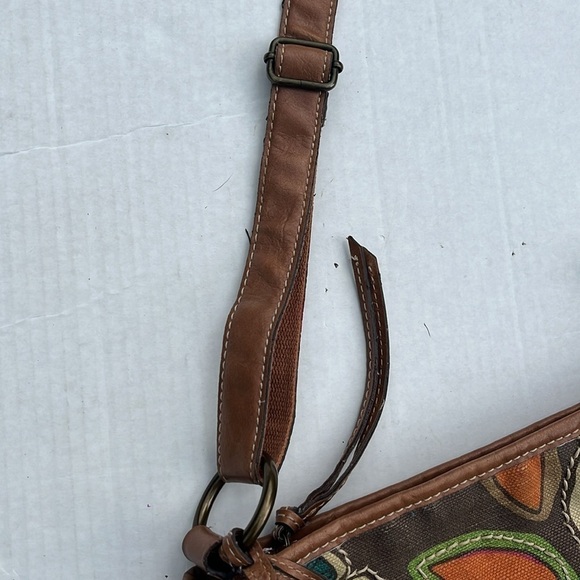 Fossil-boho Crossbody, authentic flower handbag, leather canvas purse adjustable - Picture 6 of 12